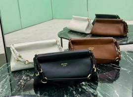 Picture of Prada Handbags _SKUfw211834875fw